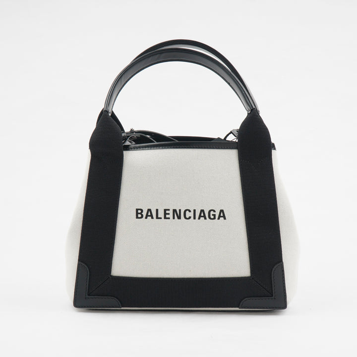 Balenciaga White Handbag - Elegant and Versatile Design Made in Italy