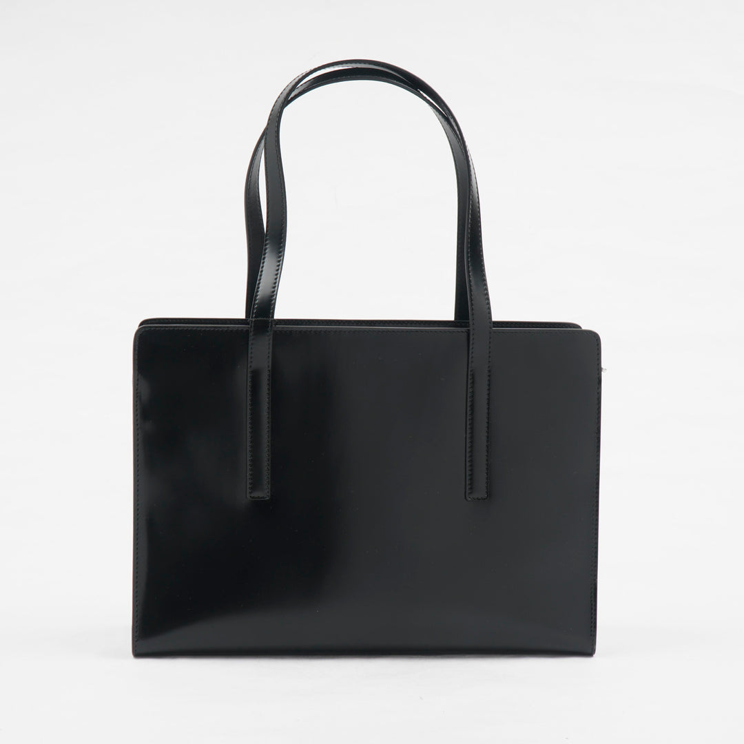 Prada Black Handbag - Elegant and Versatile Design