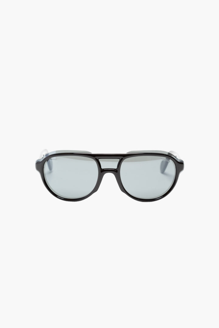 Moncler Sunglasses Black - Elegant UV Protection Eyewear for Modern Style