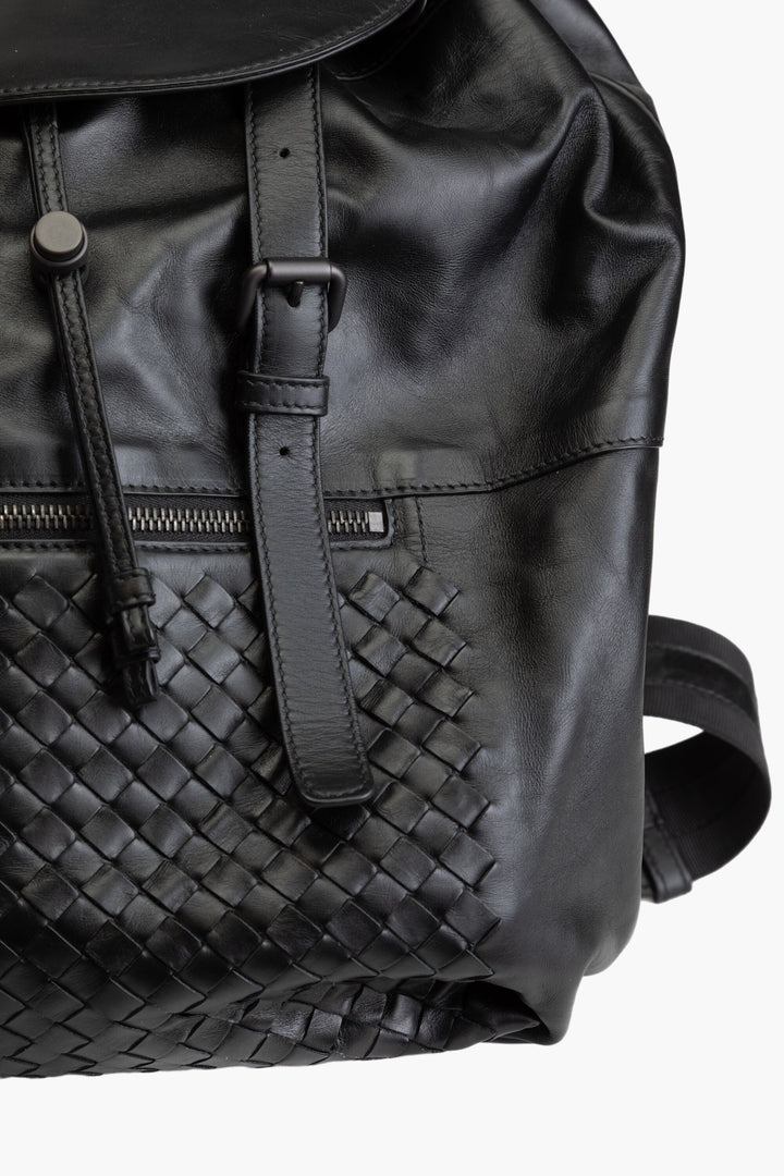 Bottega Veneta Black Leather Bag with Intrecciato Weave - Made in Italy