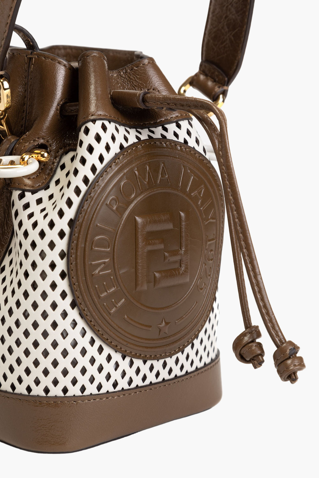 Fendi Bags - Borsa a tracolla bianca-militare con chiusura a coulisse e tracolla regolabile