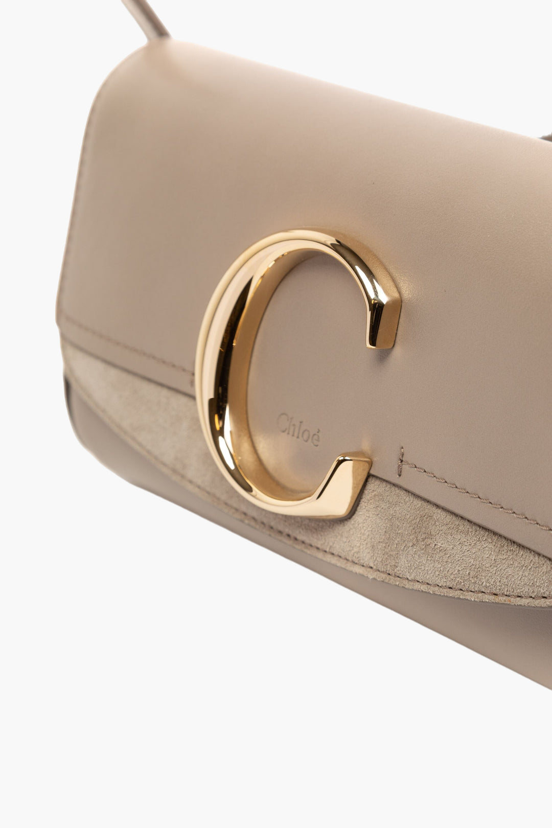 Chloè Bags Grey - Elegant Designer Leather Handbag with Gold-Tone Logo