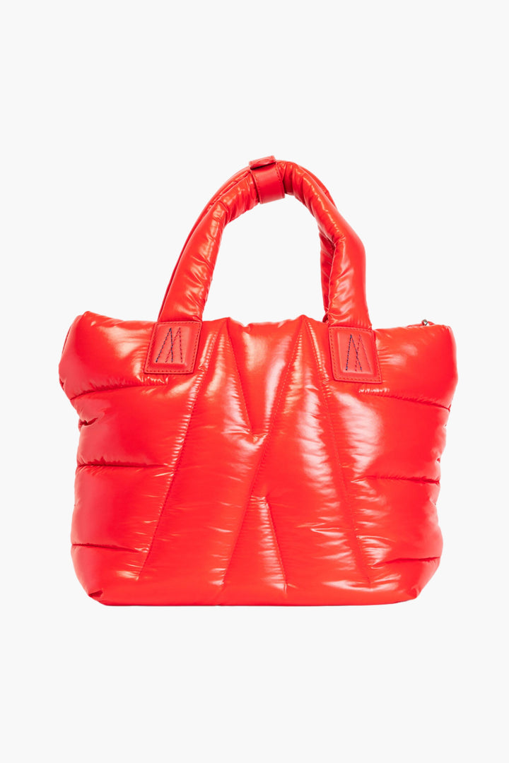 Borsa rossa Moncler - accessorio pratico ed elegante con interno spazioso