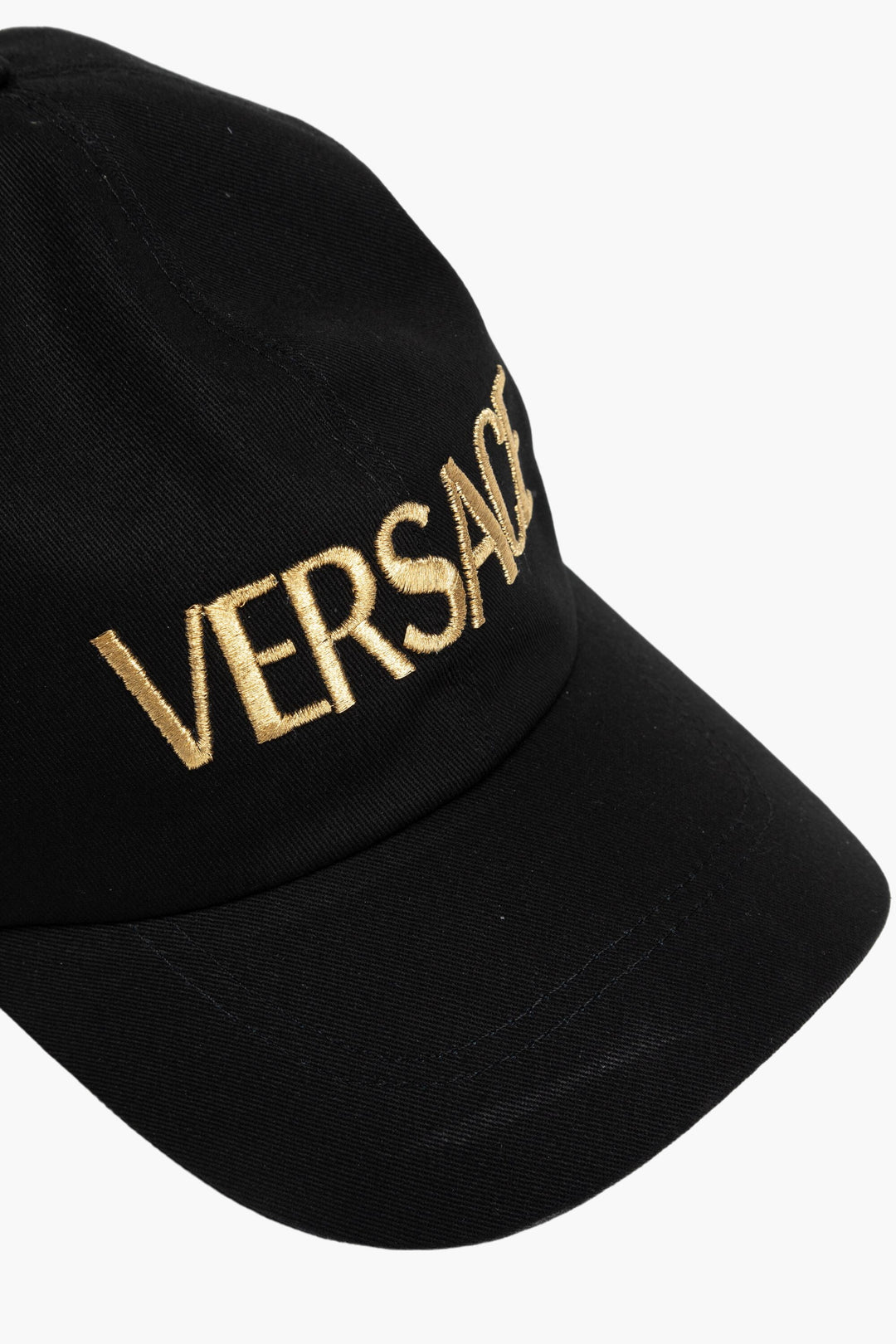 Cappello Versace nero-oro con logo ricamato