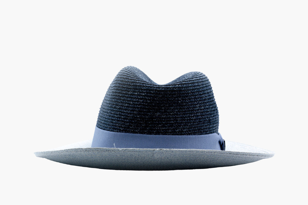 Cappello Emporio Armani Premium Blu – Made in Italy, Design Versatile