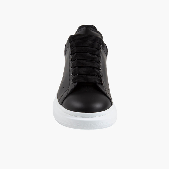 Alexander McQueen Sneakers in pelle nera con suola oversize -