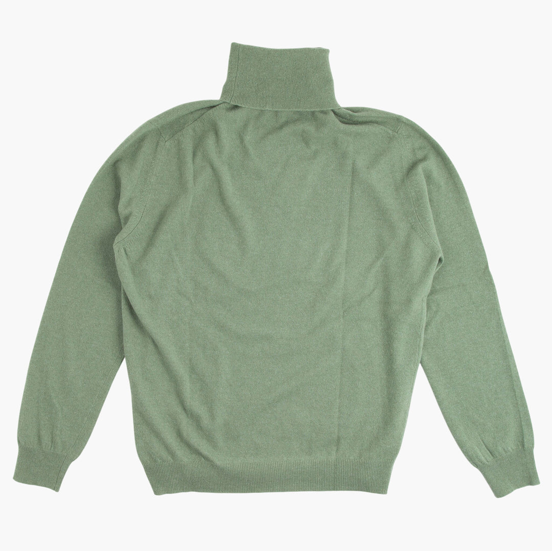 Malo Luxurious Green Turtleneck Sweater for Timeless Elegance