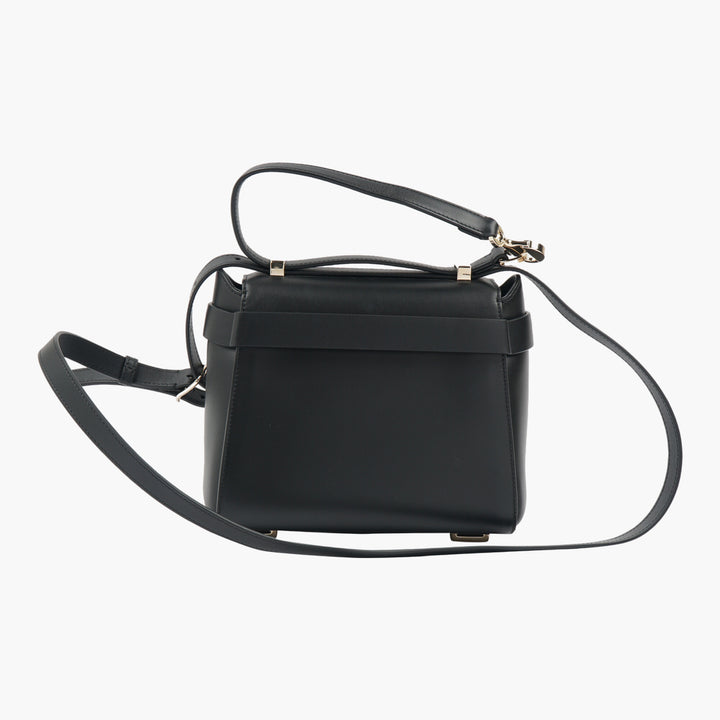 Chloè Black Leather Bag with Signature Woven Detailing