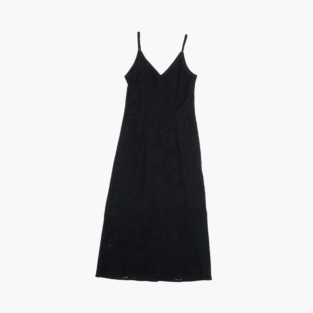 Max Mara Elegant Black Dress - Flattering Silhouette for Day and Night