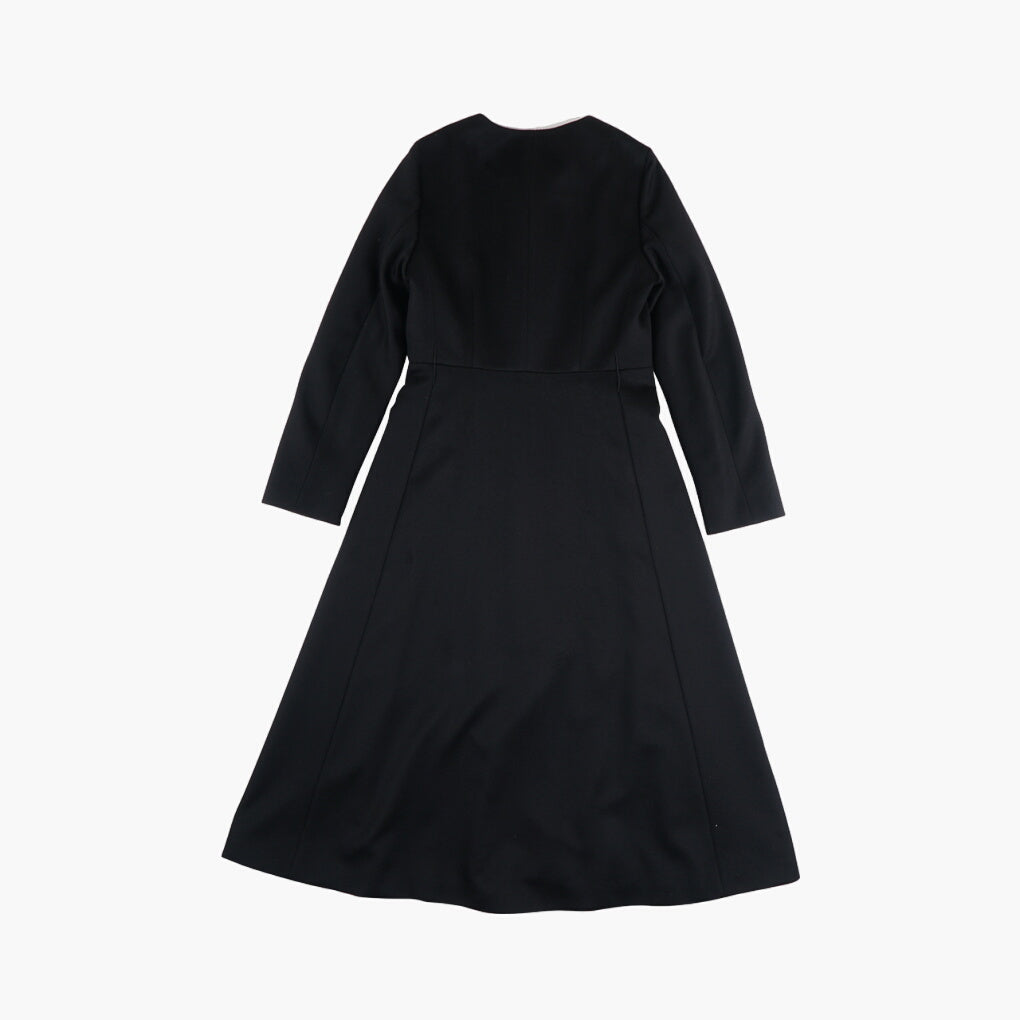 MAX MARA Elegant Nero Black Coat - Timeless Design for Any Occasion