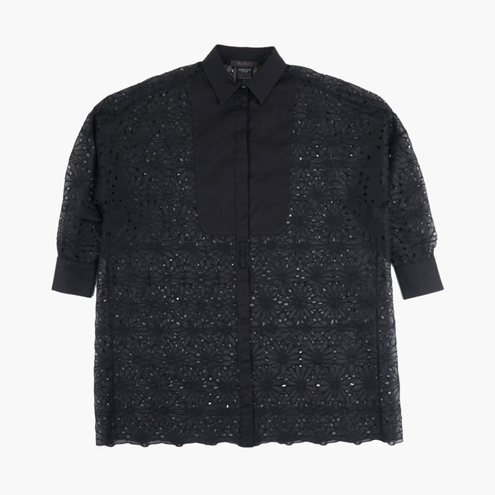 Camicia nera Max Mara con intricati dettagli in pizzo