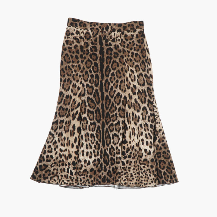 Dolce & Gabbana Leopard Print Skirt - Luxurious Fabric