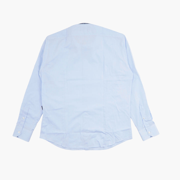 Camicia classica in cotone azzurro chiaro Aquascutum - Eleganza e versatilità senza tempo