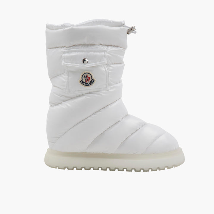 MONCLER Women's Quilted White Snow Boots - Stylish and Functional Winter Footwear