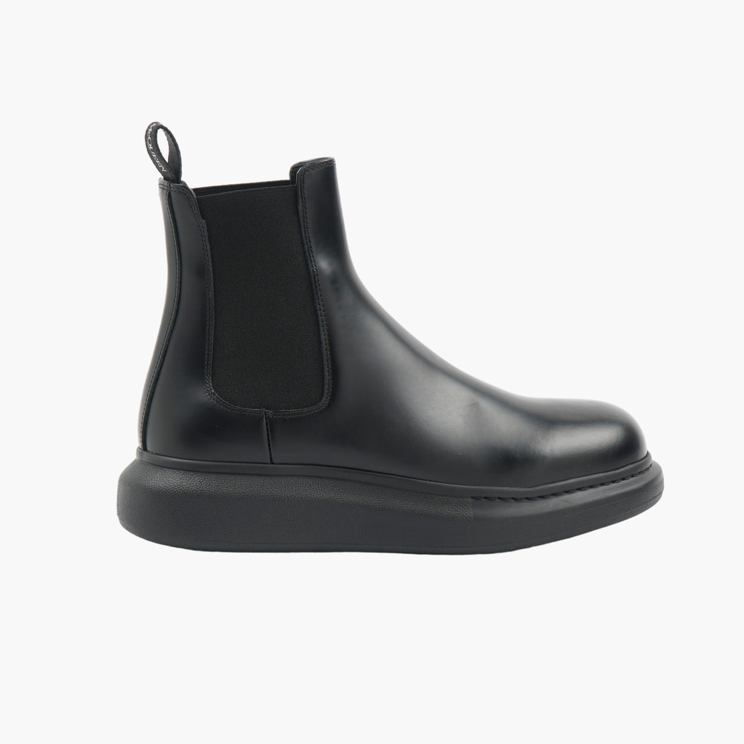 ALEXANDER MCQUEEN Nero Black Leather Chelsea Boots