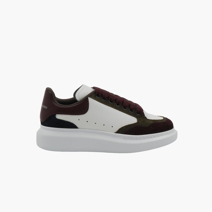 ALEXANDER MCQUEEN Sneakers bianche e multicolor con suola oversize