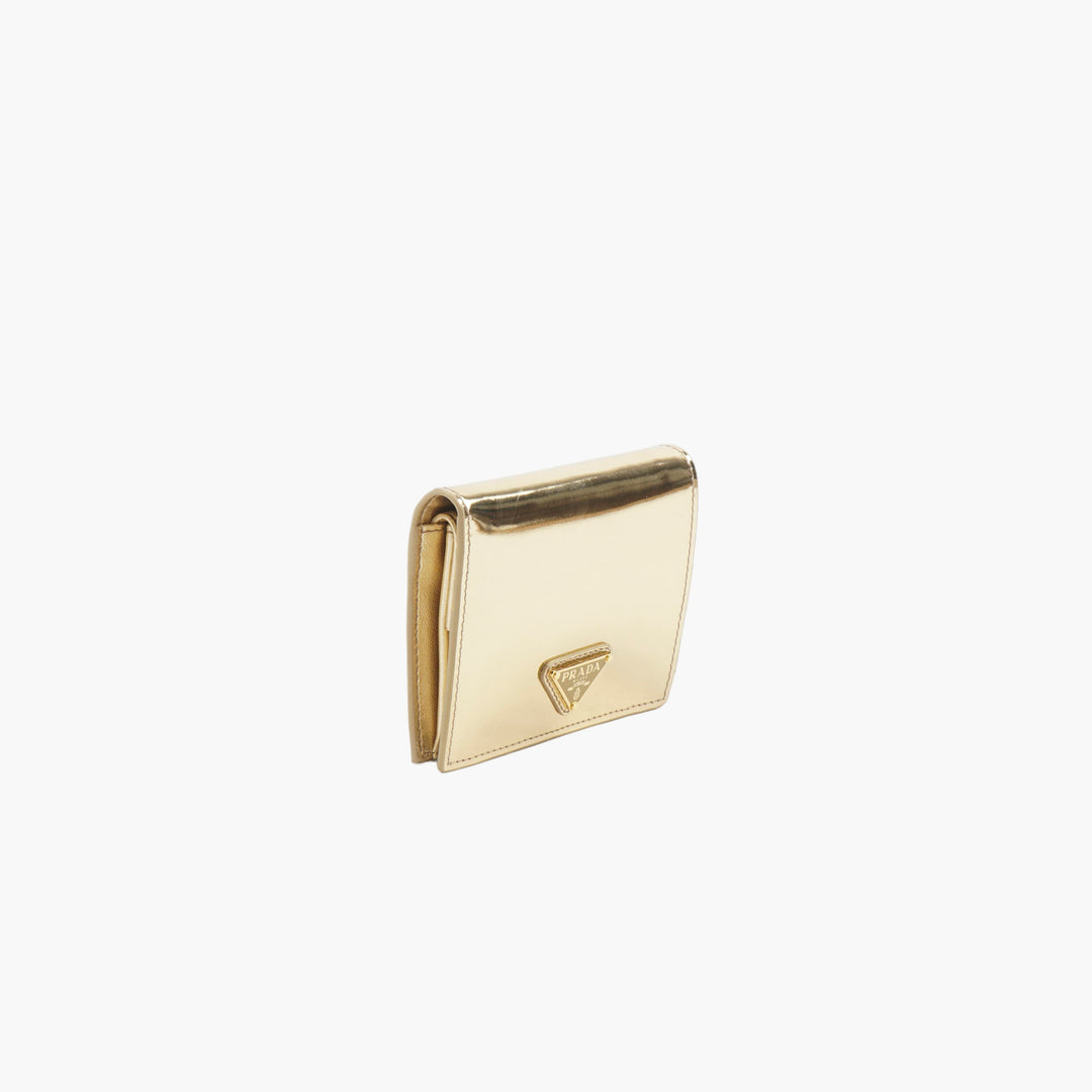 Prada Golden Wallet – Luxurious Italian Craftsmanship