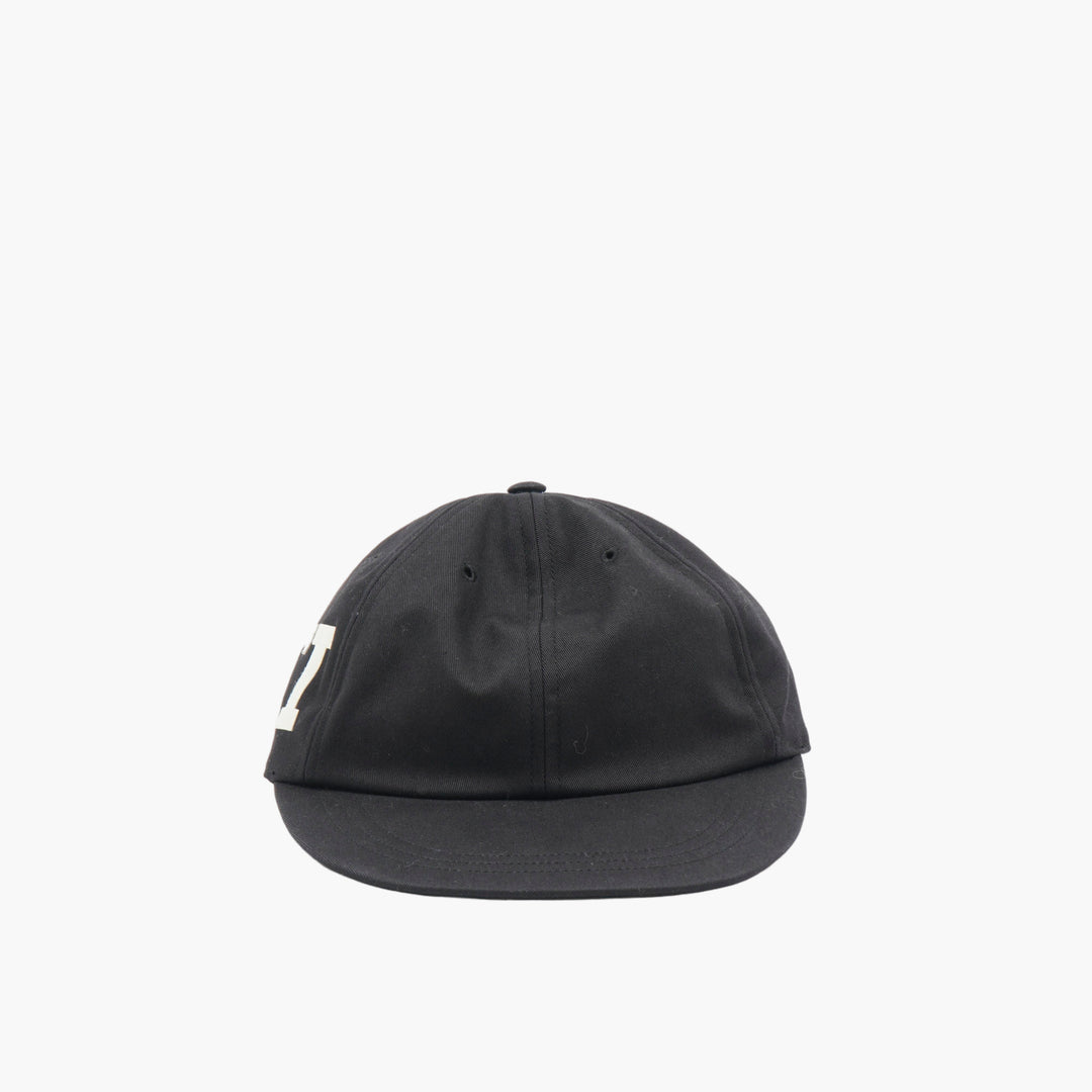 Cappello nero GUCCI con logo