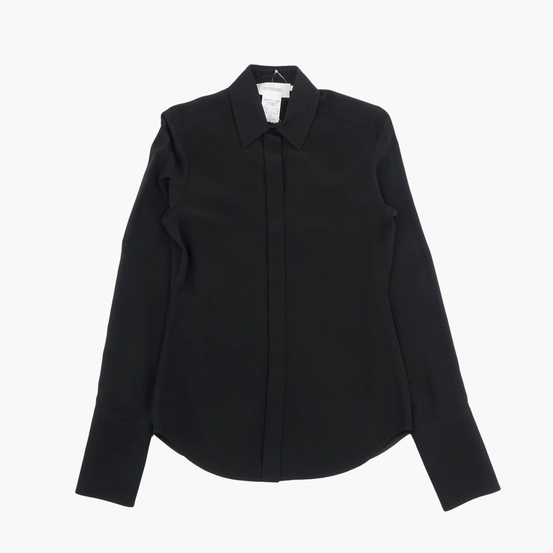 Max Mara Timeless Black Blouse with Classic Collar and Concealed Placket