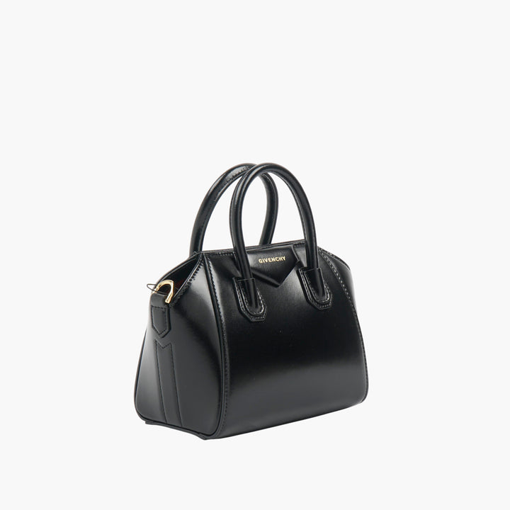 Borsa a mano Givenchy elegante in pelle nera - accessorio lussuoso e versatile