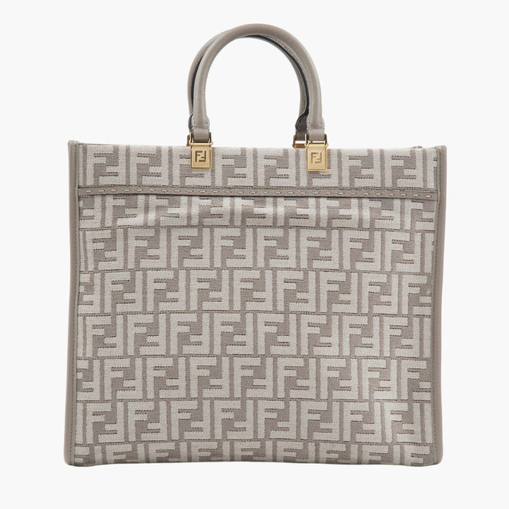 FENDI Borsa tote di lusso grigio-bianca con motivo iconico, realizzata in Italia