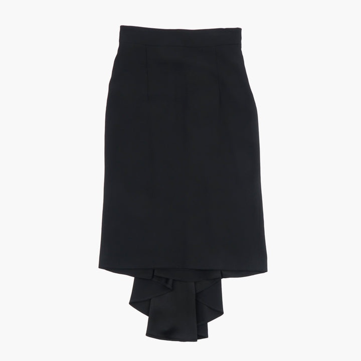 MOSCHINO Women's Elegant Black Skirt with Back Ruffle Detail