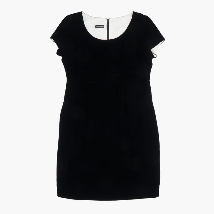 Giorgio Armani Women's Elegant Nero Dress with Scoop Neckline and Cap Sleeves - Made in Italy