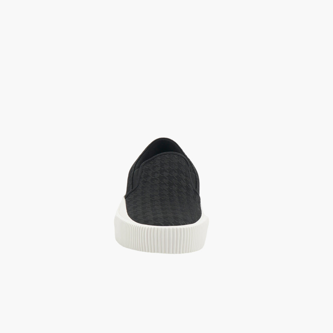 MONCLER Stylish Nero Slip-On Sneakers with Textured Upper and Durable Rubber Sole