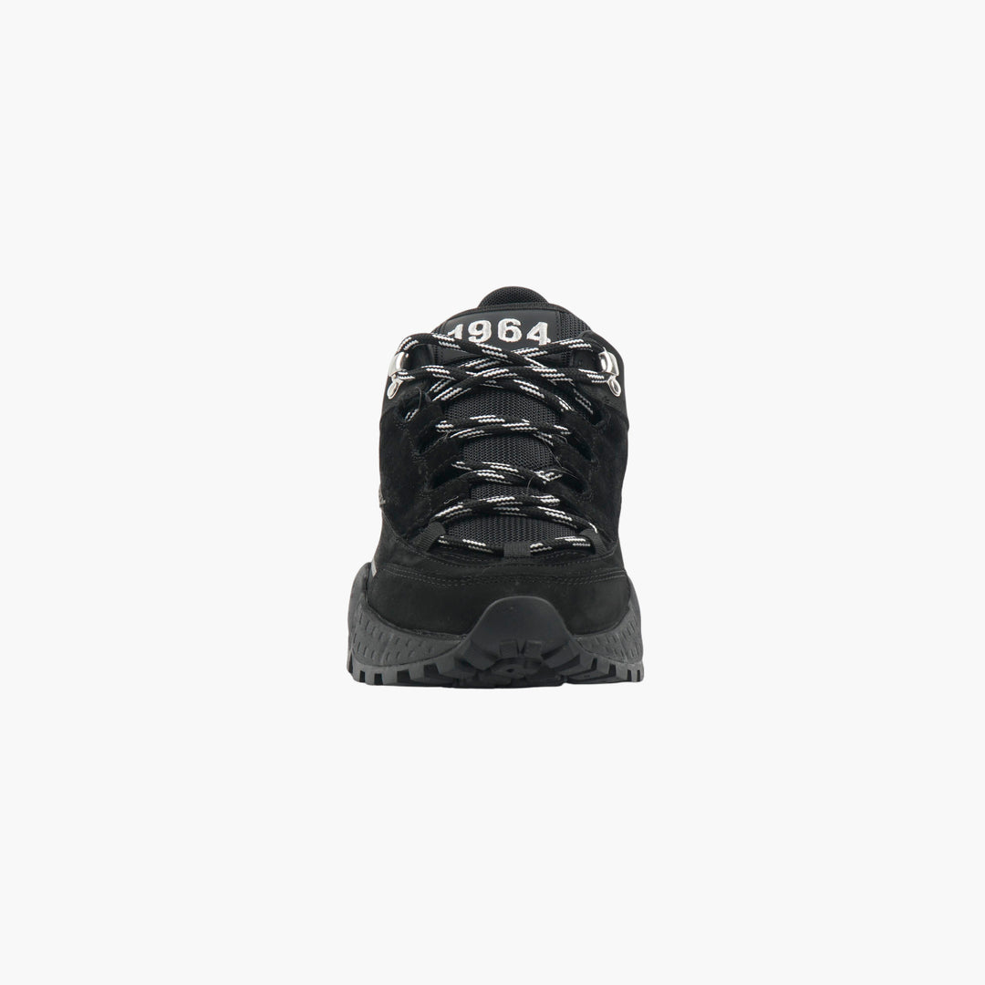 DSQUARED2 Nero Sneakers with Rugged Sole and Distinctive Branding