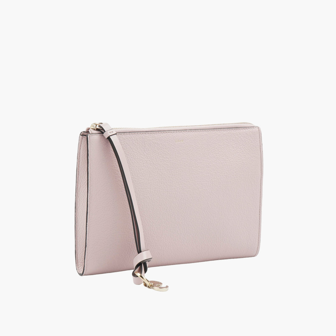 Chloé Leather Clutch in Rosa - Timeless Sophistication and Elegance