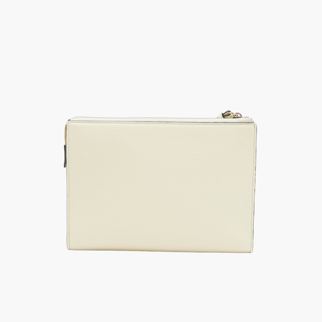 Chloè Elegant Bianco Leather Bag with Adjustable Strap and Spacious Interior