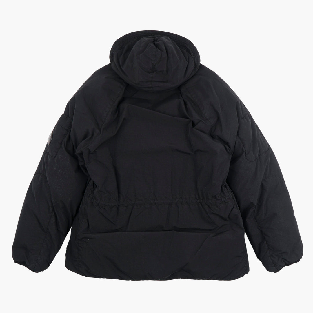 C.P. COMPANY Black Jacket with Hood and Utility Pockets – Stylish Urban Wear