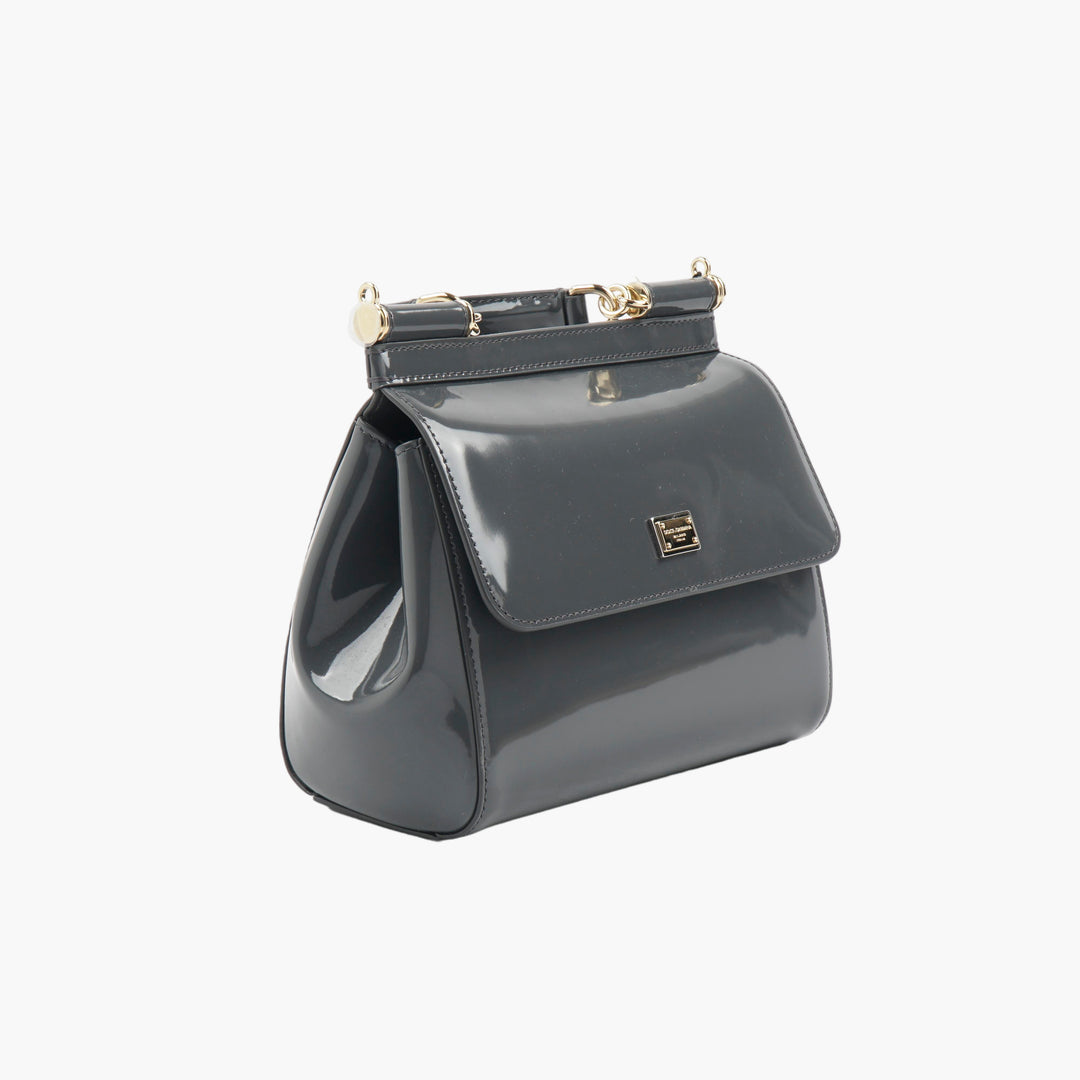 Dolce &amp; Gabbana Elegante Borsa Lucida con Hardware Dorato