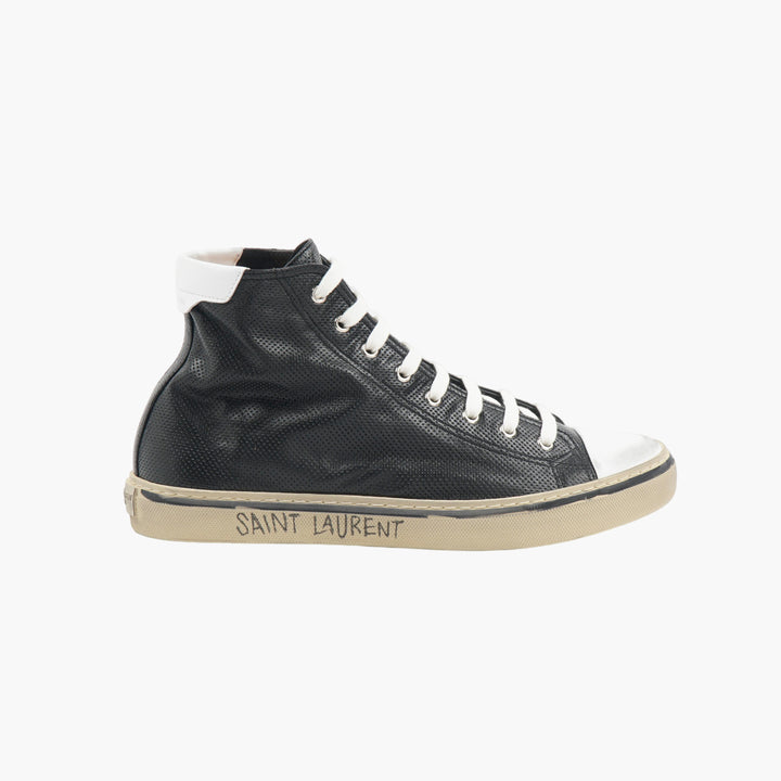 SAINT LAURENT High-Top Sneakers in Nero with Bold Branding and Textured Finish -