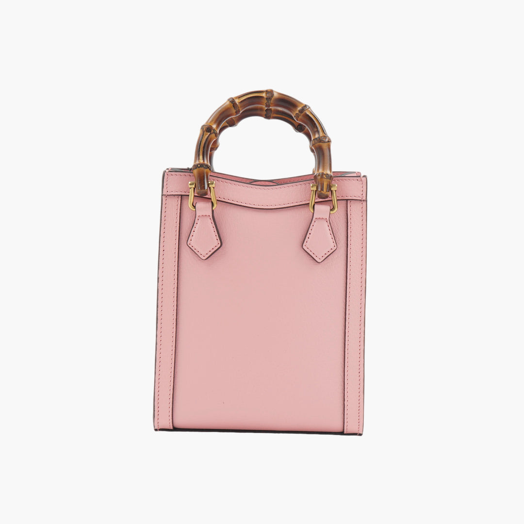 GUCCI Bamboo Handle Bag in Pink Leather with Iconic Bamboo Handles