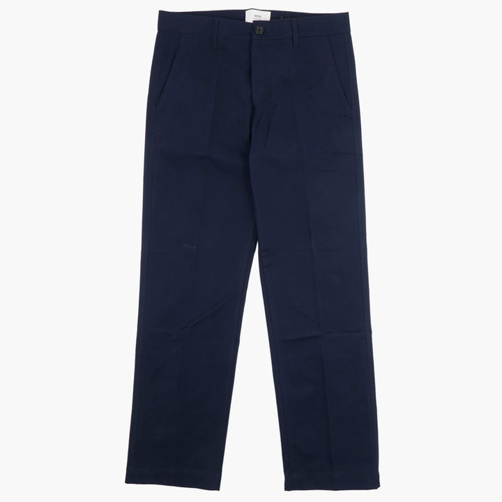 Pantaloni eleganti blu navy di Ami Alexandre Matiussi – vestibilità versatile su misura