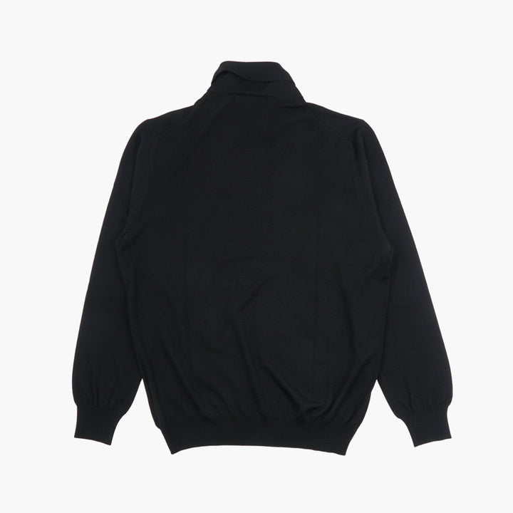 LARDINI Classic Turtleneck Sweater in Black for Elegant Layering