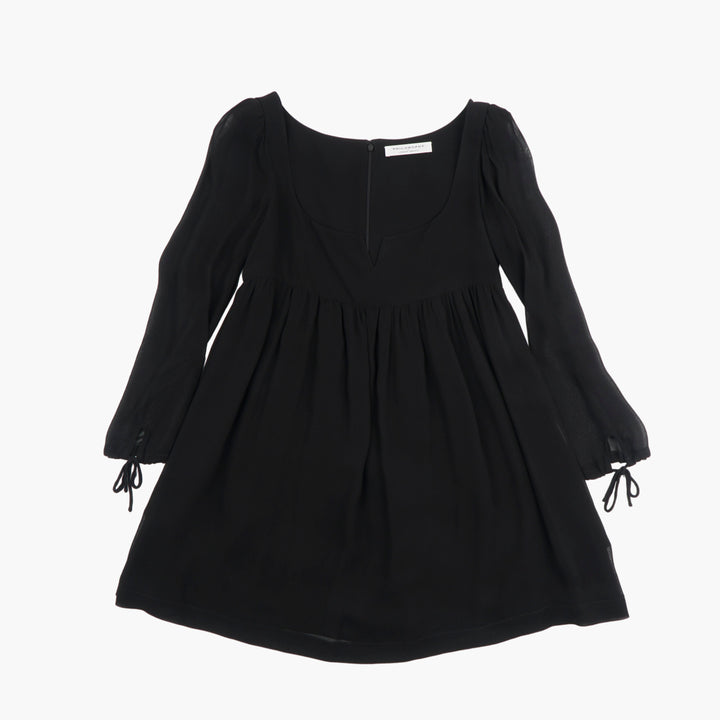 Philosophy by Lorenzo Serafini Elegant Black Dress with Puffed Sleeves and Tie Accents