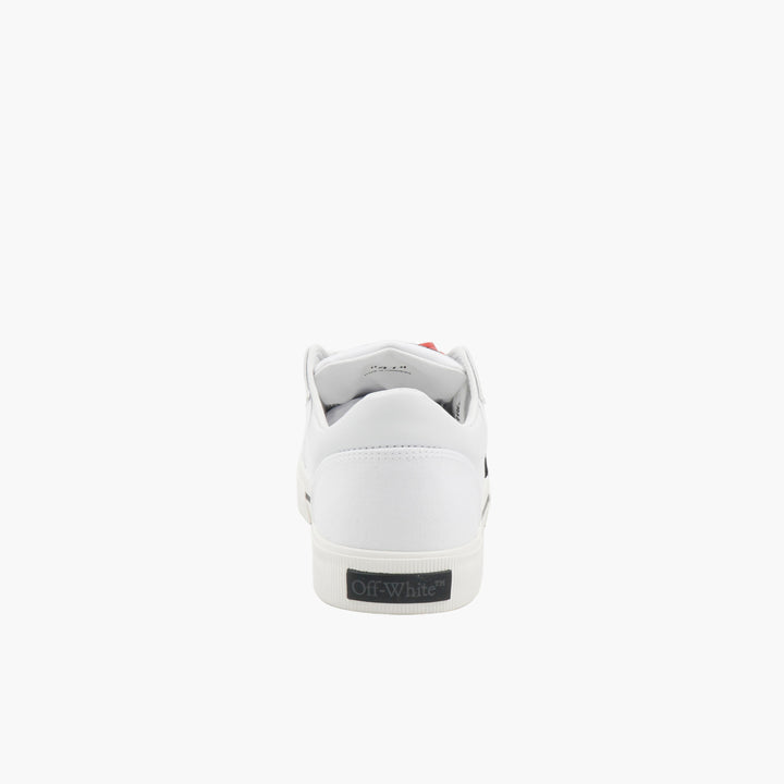 OFF-WHITE Sneakers with Iconic Arrow Logo and Red Tag Detail - Bianco