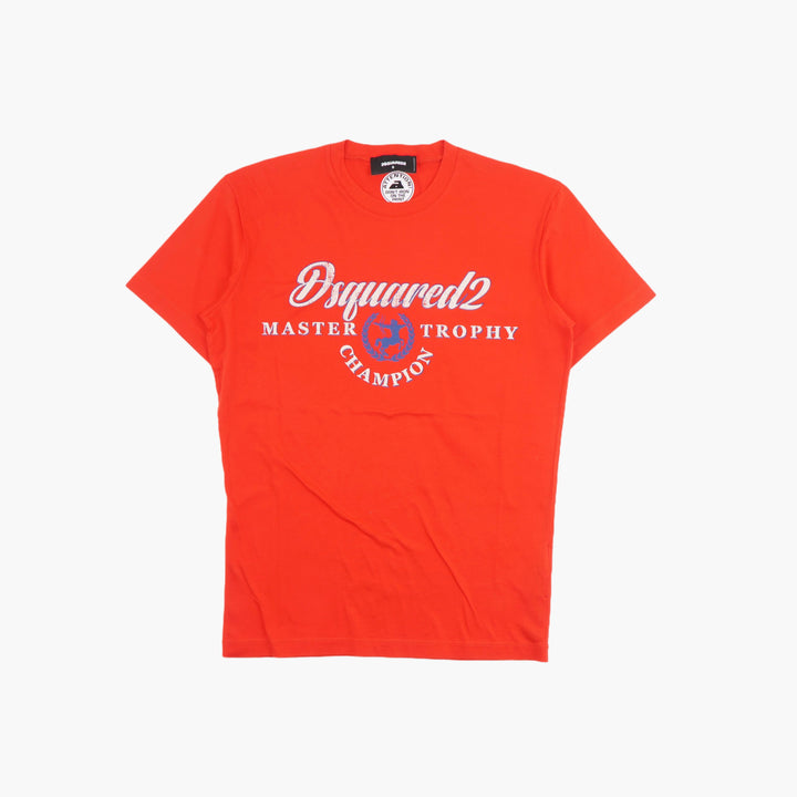 DSQUARED2 Men's Red Logo T-Shirt "Master Trophy Champion"