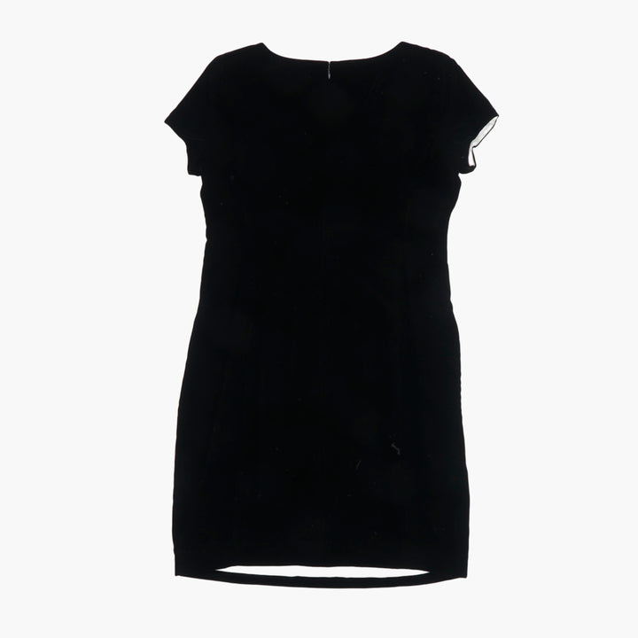 Giorgio Armani Women's Elegant Nero Dress with Scoop Neckline and Cap Sleeves - Made in Italy