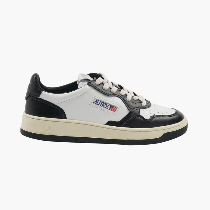 Sneakers basse in pelle da donna Autry in bianco