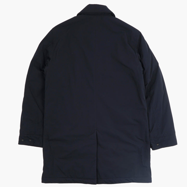 Cappotto Stone Island Classic Blu con dettagli iconici del distintivo