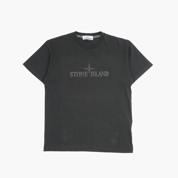 T-shirt grigia Stone Island con dettaglio logo iconico