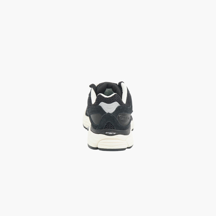 Saucony ProGrid Omni 9 Black Sneakers