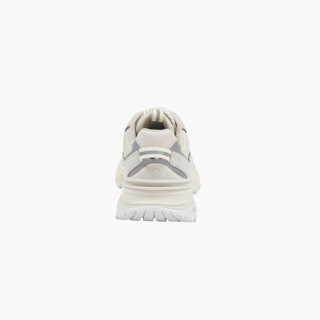 Moncler Sneakers Bianche con Suola Vibram